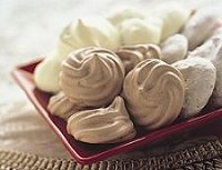 Meringue Kisses